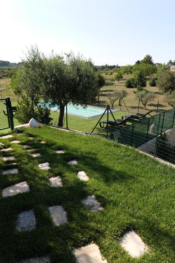 Il Borgo Delle Querce Villa Fichi Piscina Privata マルティナ・フランカ エクステリア 写真
